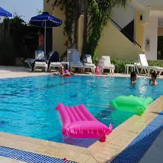 Artemis Aparthotel 3*