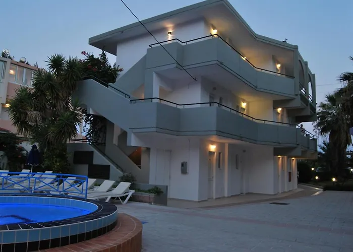 Artemis فاليراكي