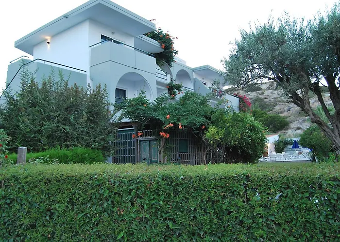 Artemis 팔리라키