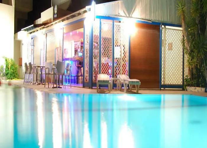 Artemis فاليراكي