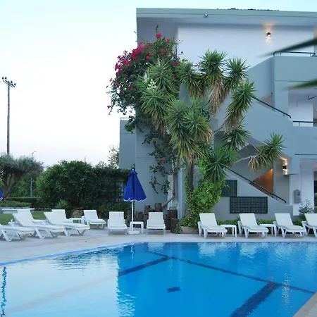 Artemis מלון דירות