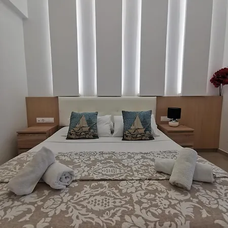 מלון דירות Artemis